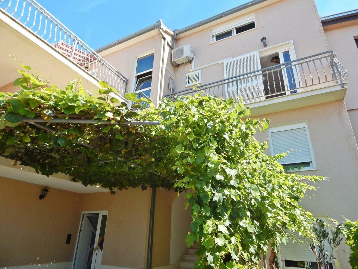 Apartment Marko Podstrana Zewnętrze zdjęcie